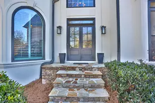 5940 Whitestone Ln, Suwanee, GA 30024 - Photo 4