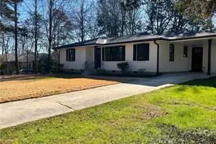 2871 Mt Olive Dr, Decatur, GA 30033 - Photo 2