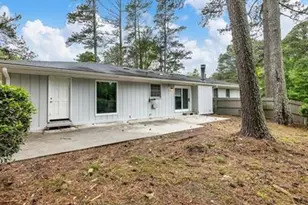 2319 Rolling Acres Ct SW, Conyers, GA 30094 - Photo 16