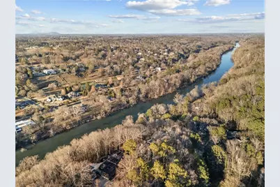1095 Edgewater Drive, Sandy Springs, GA 30328 - Photo 54