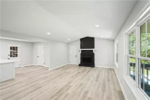 7508 Asbury Manor Dr, Lithonia, GA 30058 - Photo 8