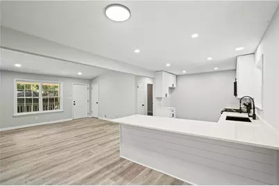 7508 Asbury Manor Drive, Lithonia, GA 30058 - Photo 14