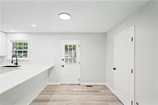 7508 Asbury Manor Dr, Lithonia, GA 30058 - Photo 18