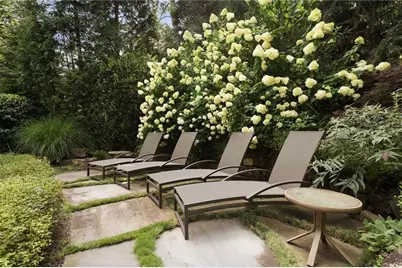 4136 N Stratford Road NE, Atlanta, GA 30342 - Photo 68