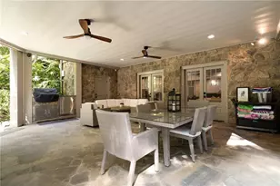 4136 N Stratford Rd NE, Atlanta, GA 30342 - Photo 64