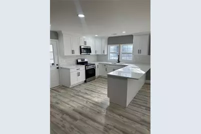404 Walker Drive, Monroe, GA 30655 - Photo 2