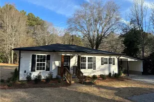 404 Walker Dr, Monroe, GA 30655 - Photo 1