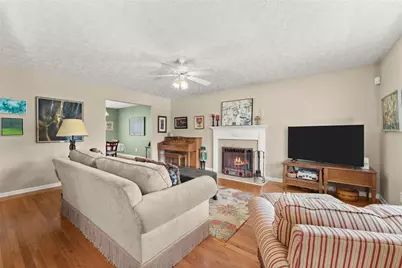 4654 Middleboro Lane, Gainesville, GA 30506 - Photo 6