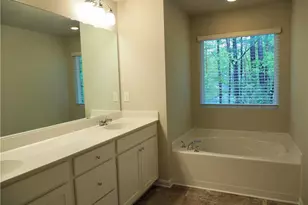 30 Laurel Dr E, Dawsonville, GA 30534 - Photo 6
