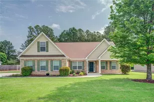918 Golden Meadows Ln, Loganville, GA 30052 - Photo 1