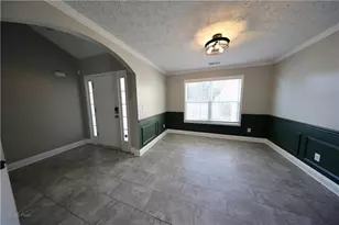 918 Golden Meadows Ln, Loganville, GA 30052 - Photo 4