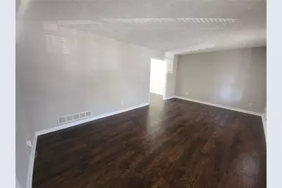 2337 Pebble Rock E, Decatur, GA 30035 - Photo 8