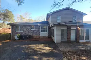 2337 Pebble Rock E, Decatur, GA 30035 - Photo 18