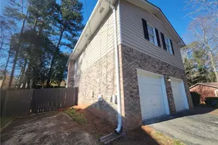 2337 Pebble Rock E, Decatur, GA 30035 - Photo 16