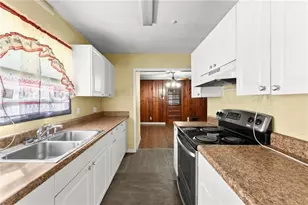 2247 Cypress Ave, Morrow, GA 30260 - Photo 12