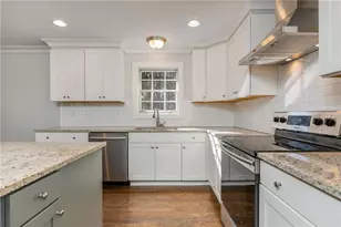 820 Highview Dr SE, Smyrna, GA 30082 - Photo 14