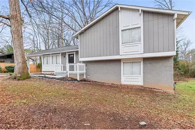 2082 Marble Arch, Decatur, GA 30035 - Photo 4