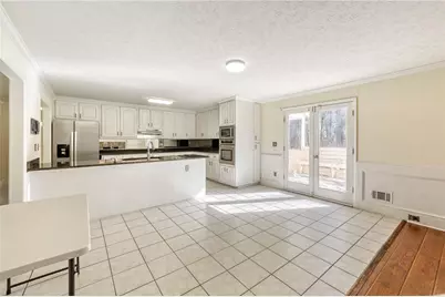 1522 Catherine Court, Suwanee, GA 30024 - Photo 32