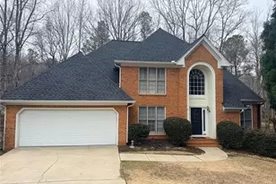 3575 Goldenrod Dr, Alpharetta, GA 30005 - Photo 1