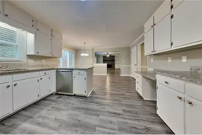 3013 Meadowsweet Trail, Snellville, GA 30078 - Photo 4