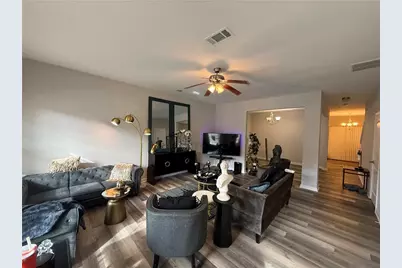 1970 Old Dogwood, Jonesboro, GA 30238 - Photo 4