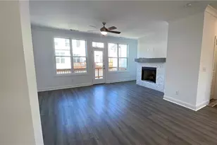 3210 Bennett Crk Ln, Suwanee, GA 30024 - Photo 8