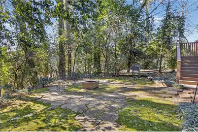 613 Pelham Road NE, Atlanta, GA 30324 - Photo 20