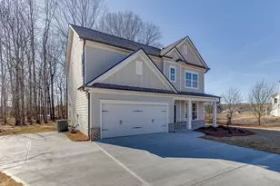 1075 Poppy Ln, Jefferson, GA 30549 - Photo 2