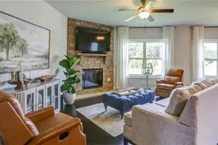 8325 Post Oak Ln, Gainesville, GA 30506 - Photo 16