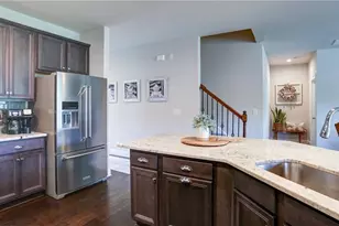 8325 Post Oak Ln, Gainesville, GA 30506 - Photo 6