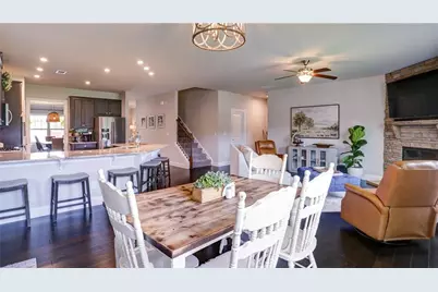 8325 Post Oak Lane, Gainesville, GA 30506 - Photo 12