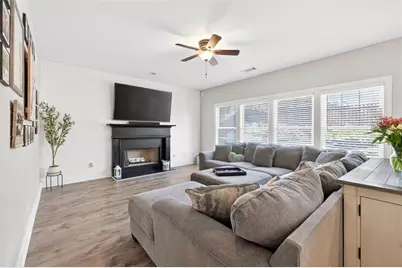 7899 Brass Lantern Drive, Flowery Branch, GA 30542 - Photo 10