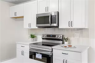 5680 Princeton Oaks Dr, Sugar Hill, GA 30518 - Photo 8