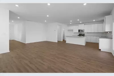 4013 Laurant Path, Flowery Branch, GA 30542 - Photo 8