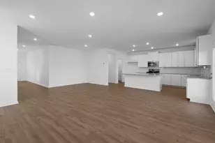 4013 Laurant Path, Flowery Branch, GA 30542 - Photo 8