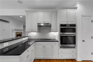 1375 Edmund Ct NE, Atlanta, GA 30306 - Photo 16