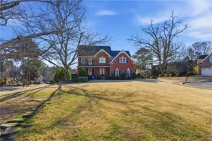 700 Doe Ct, Alpharetta, GA 30005 - Photo 1