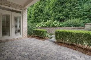 9030 Riverbend Manor, Alpharetta, GA 30022 - Photo 20