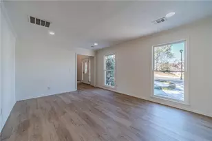 1692 Paces Vale Ct, Lawrenceville, GA 30043 - Photo 8