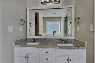 917 Tucker Ln, Loganville, GA 30052 - Photo 10