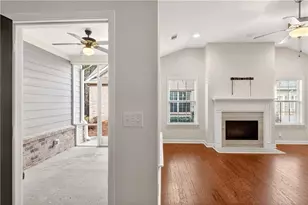 1976 Grove Field Ln, Marietta, GA 30064 - Photo 38