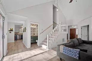 2822 Cobb Place Manor Ct, Marietta, GA 30066 - Photo 8