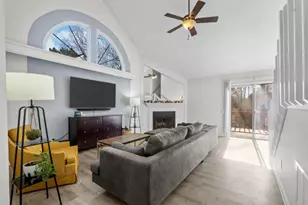 2822 Cobb Place Manor Ct, Marietta, GA 30066 - Photo 6