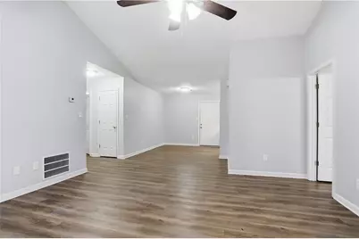 11066 Shannon Circle, Hampton, GA 30228 - Photo 4