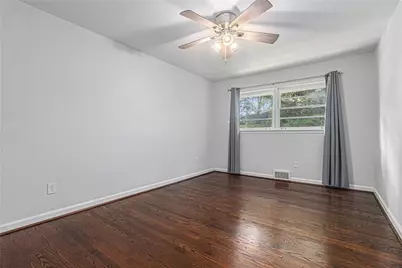 2378 Shallowford Road NE, Atlanta, GA 30345 - Photo 16