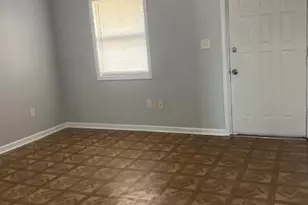 305 W Oak St, Lawrenceville, GA 30046 - Photo 4