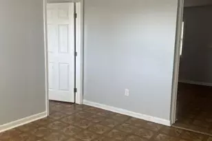 305 W Oak St, Lawrenceville, GA 30046 - Photo 14