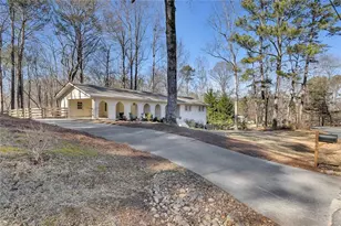 940 Oakdale Rd, Canton, GA 30114 - Photo 2
