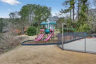 250 Tynebrae Pl, Roswell, GA 30075 - Photo 68