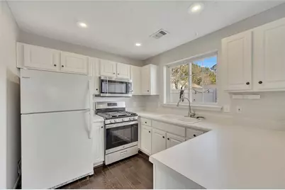 194 W Oaks Place, Woodstock, GA 30188 - Photo 10